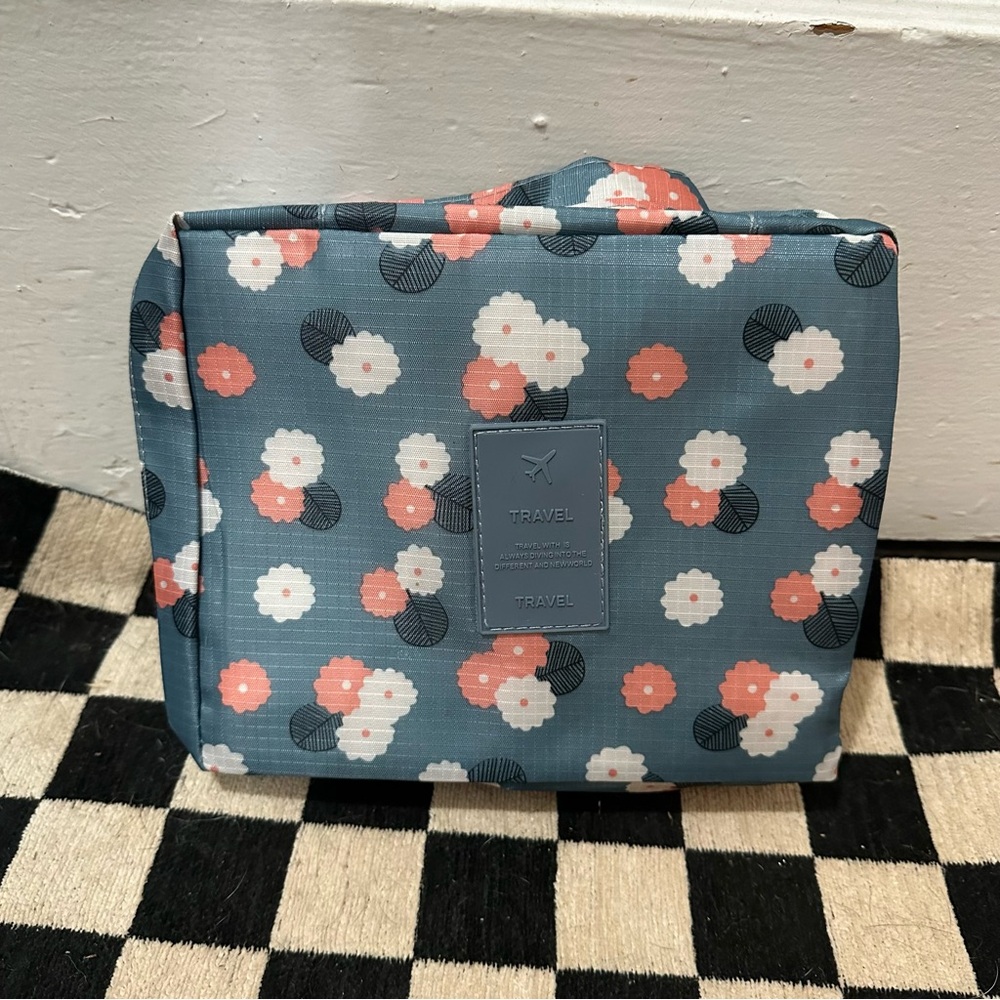 Floral Travel‎ Toiletry Bag